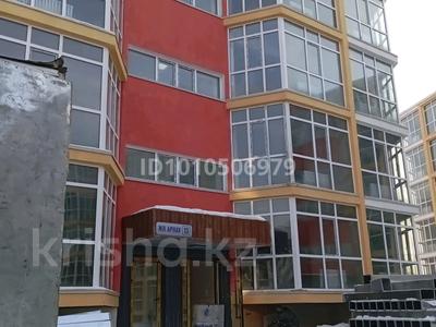 2-бөлмелі пәтер · 82 м² · 5/5 қабат, Абылай хана 2/5 — Напротив СДУ, бағасы: 23.5 млн ₸ в Каскелене