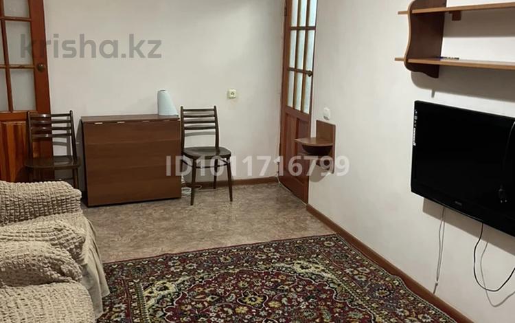 2-бөлмелі пәтер · 44.8 м² · 2/5 қабат, пр Абая 50 — бывший Детский мир, бағасы: 10 млн ₸ в  — фото 2