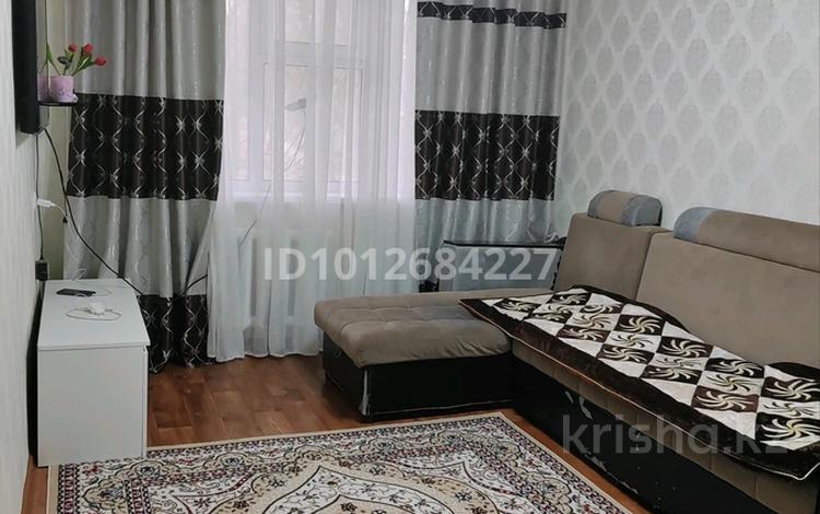 1-бөлмелі пәтер · 30 м² · 1/5 қабат, мкр Акбулак 9, бағасы: 8.5 млн ₸ в Таразе — фото 2