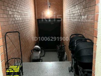 3-комнатная квартира · 152 м² · 1/5 этаж, Газиза Жубановой 17Б — Газиза Жубановой и Братьев Жубановых за 47 млн 〒 в Актобе