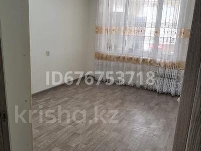 4-комнатная квартира · 80 м² · 5/5 этаж, 27-й мкр 21 за 140 000 〒 в Актау