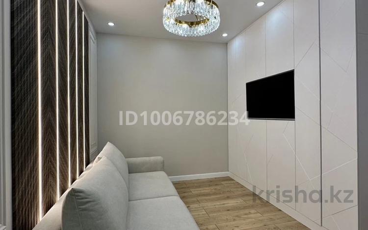 2-бөлмелі пәтер · 60 м² · 2/5 қабат, Есенова 17 А — Абая, бағасы: 20 000 ₸ в  — фото 10