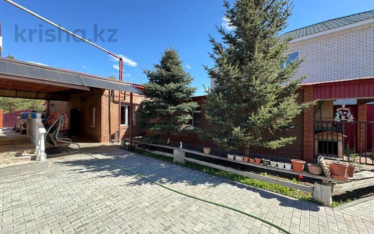 Жеке үй • 4 бөлмелер • 150 м² • 11.4 сот., Ешбаева 12/2, бағасы: 45 млн 〒 в Актобе, жилой массив Заречный-1 — фото 2