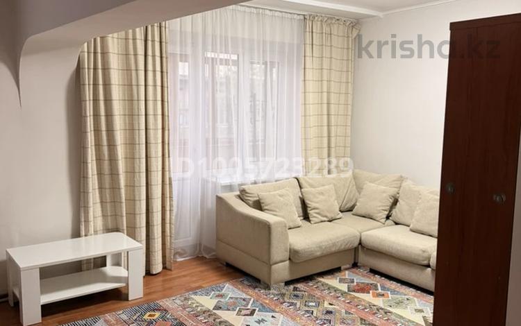 2-комнатная квартира · 50 м² · 5/5 этаж, Уалиханова 124 за 360 000 ₸ в Алматы, Медеуский р-н — фото 2