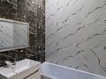 2-комнатная квартира · 70 м² · 3/12 этаж, Жубан Молдагалиев 3 за 350 000 ₸ в Астане, Нура р-н — фото 13