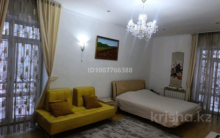 1-комнатная квартира · 35 м² · 2/2 этаж, Байтурсынова 94 — Абая за 250 000 〒 в Алматы, Бостандыкский р-н — фото 15