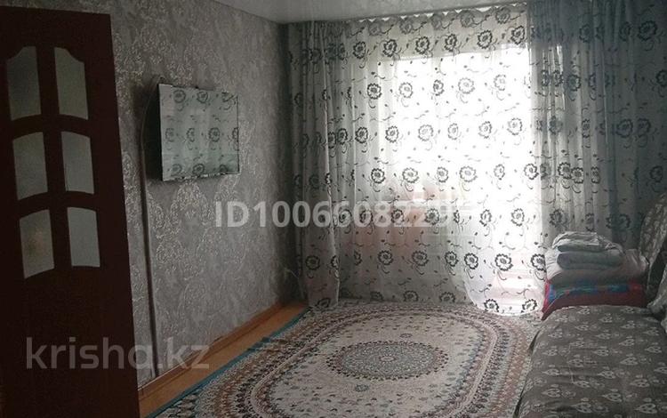 3-бөлмелі пәтер · 67 м² · 2/3 қабат, Абылай хана 24 а, бағасы: 15 млн ₸ в Текели — фото 2