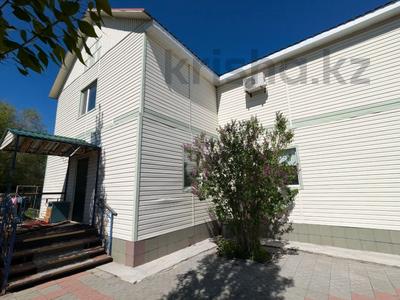 Отдельный дом · 6 комнат · 256 м² · 6 сот., Транспортная за 59.9 млн 〒 в Костанае