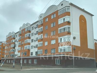 2-комнатная квартира · 70.1 м² · 4/5 этаж, мкр Нурсая 77/1 за ~ 27 млн 〒 в Атырау