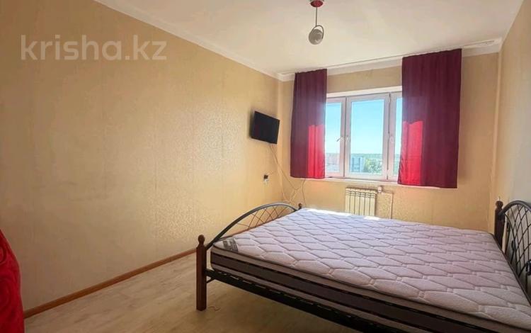 2-комнатная квартира · 60 м² · 8/9 этаж, Монкеулы за 18.5 млн ₸ в Уральске — фото 2