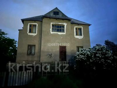 Жеке үй · 6 бөлме · 180 м², мкр Кунгей, бағасы: 7 777 〒 в Караганде, Казыбек би р-н
