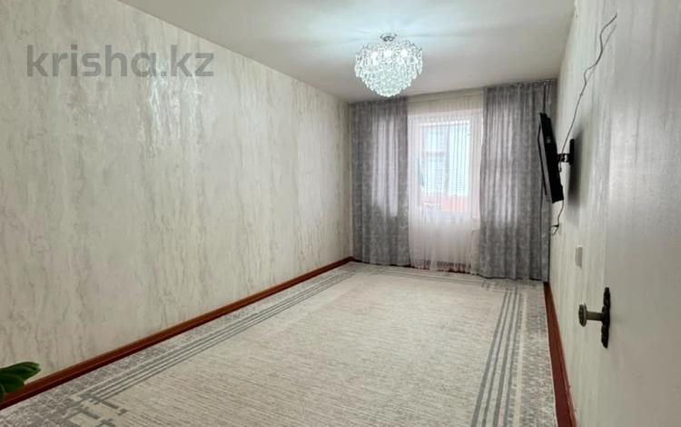 3-комнатная квартира · 70 м² · 5/5 этаж, 27-й мкр 80 за 15.5 млн ₸ в Актау — фото 2