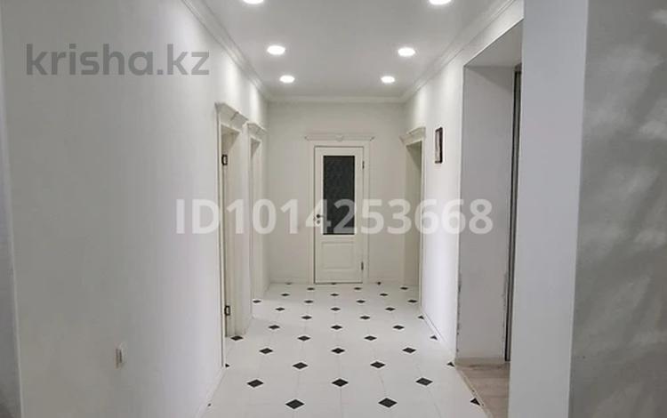 4-комнатная квартира · 145 м² · 3/9 этаж, мкр. Алтын орда, Ораза Татеулы 5 А за 68 млн ₸ в Актобе — фото 2