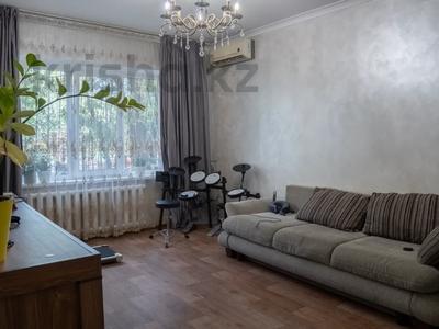 3-бөлмелі пәтер · 70 м² · 1/9 қабат, Жетісу-2 ш/а. — Возле АЗС Гелиос, бағасы: ~ 50 млн ₸ в Алматы, Ауэзовский р-н