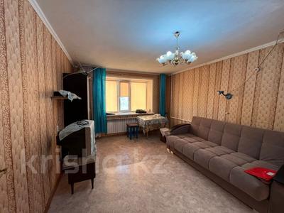 1-комнатная квартира · 33 м² · 2/5 этаж, Майкудук, 14й микрорайон за 6.6 млн ₸ в Караганде, Алихана Бокейханова р-н