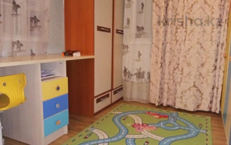 2-бөлмелі пәтер · 72 м² · 13/15 қабат, Ахмета Байтурсынова 23, бағасы: 35 млн ₸ в Астане — фото 2