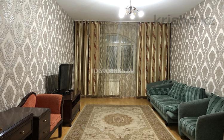 3-комнатная квартира, 105 м² посуточно, Мамбетова 16 за 30 000 〒 в Астане — фото 2