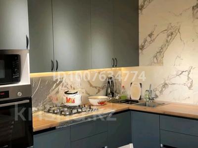 2-бөлмелі пәтер · 75 м² · 5/5 қабат, Ауэзова 48, бағасы: 38 млн ₸ в Атырау, мкр Жилгородок
