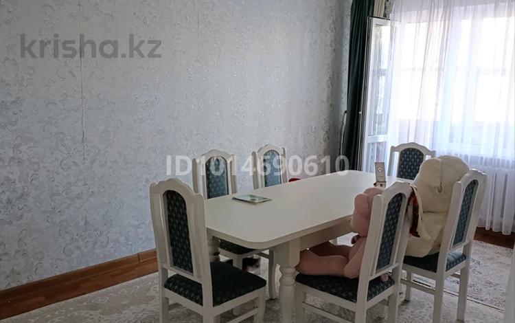 3-комнатная квартира · 62 м² · 2/5 этаж, мкр 5 — Тургенева, напротив Цона за 17 млн ₸ в Актобе — фото 2