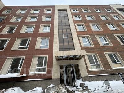 3-комнатная квартира, 75 м², 5/5 этаж, Муканова 61/2 за 20.5 млн 〒 в Караганде, Казыбек би р-н