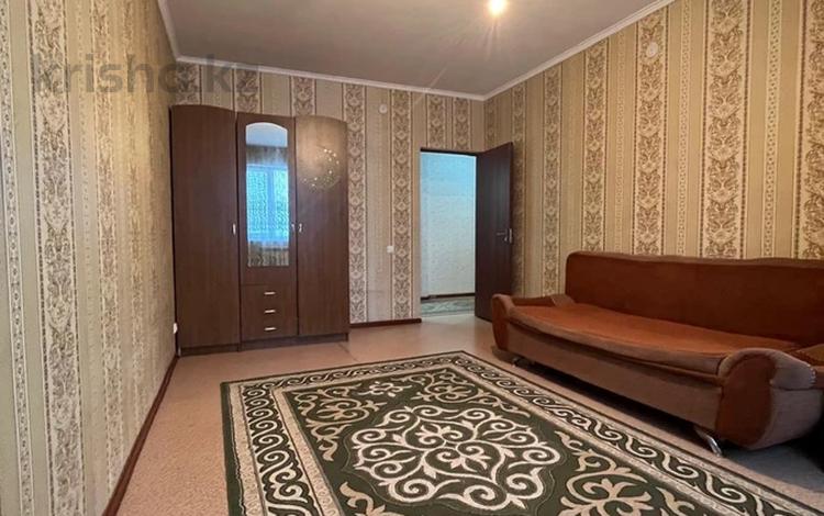 1-комнатная квартира · 44 м² · 1/9 этаж, мкр Кайтпас 2, Тулеметова 69/15 за 110 000 ₸ в Шымкенте, Абайский р-н — фото 2