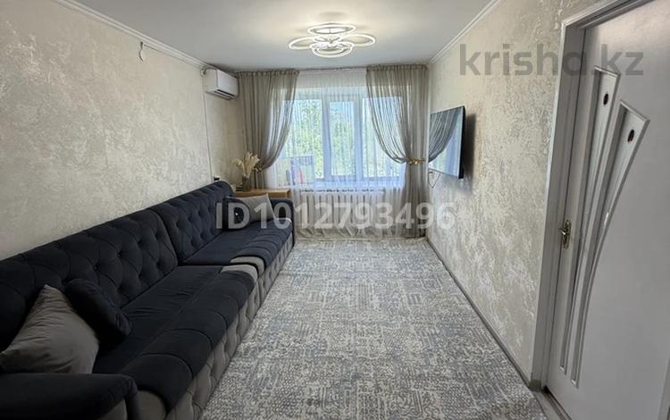 3-комнатная квартира · 58 м² · 2/2 этаж, Абая 169 за 12 млн ₸ в Урджаре — фото 2