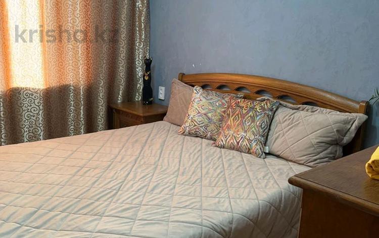 2-комнатная квартира · 50 м² · 4/5 этаж, Найманбаева 128 — Центр, Цум круглосуточно за 15 000 ₸ в Семее — фото 7