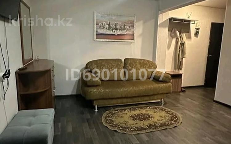 1-комнатная квартира · 30 м² · 1/5 этаж, Казахстан 94 за 9 000 ₸ в Усть-Каменогорске — фото 6