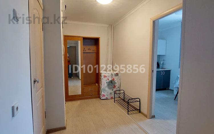 2-комнатная квартира · 56 м² · 2/5 этаж, Ильясова 18 — Городской парк культуры и отдыха, школа N5 за 180 000 ₸ в  — фото 2