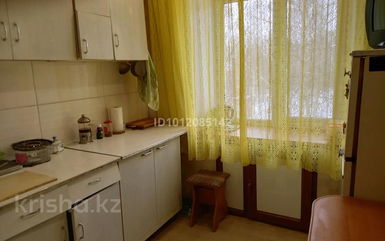 3-комнатная квартира · 55.3 м² · 3/4 этаж, ул. Вострецова 19 за ~ 16.6 млн ₸ в Усть-Каменогорске, Ульбинский — фото 2