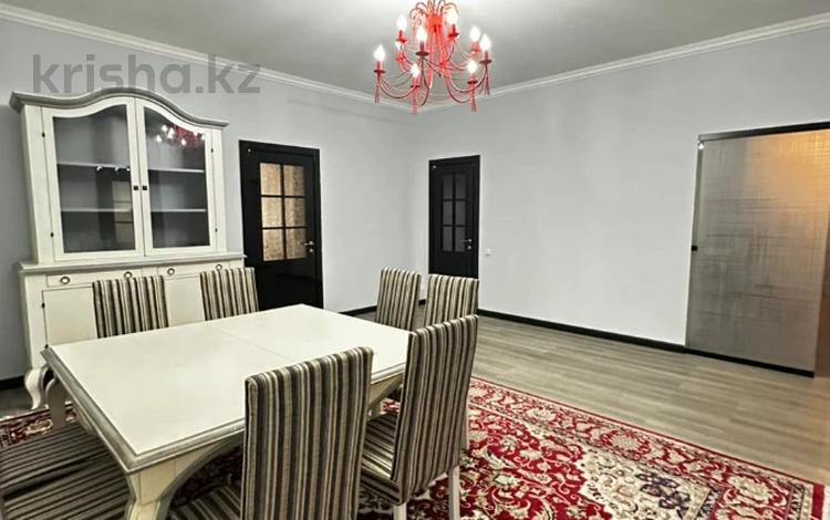 5-комнатная квартира · 160 м² · 4/15 этаж, Зенкова 59 за 195 млн ₸ в Алматы, Медеуский р-н — фото 2