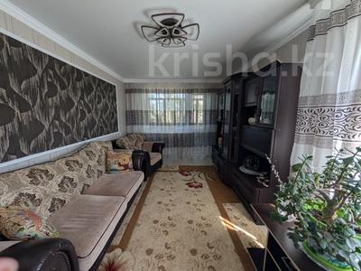 3-бөлмелі пәтер · 62 м² · 4/6 қабат, 14-шағынаудан, бағасы: 14 млн ₸ в Караганде, Алихана Бокейханова р-н