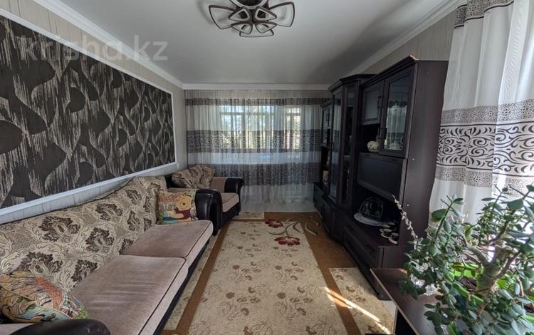3-бөлмелі пәтер · 62 м² · 4/6 қабат, 14-шағынаудан, бағасы: 14 млн ₸ в Караганде, Алихана Бокейханова р-н — фото 2
