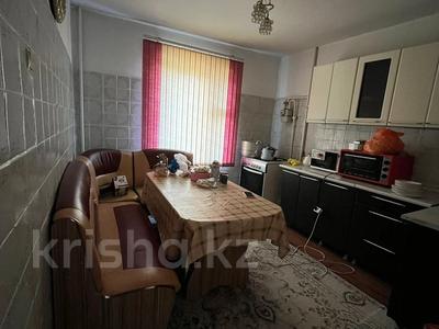 3-бөлмелі пәтер · 73 м² · 3/5 қабат, Восток — Рыскулова, бағасы: 25 млн ₸ в Шымкенте, Аль-Фарабийский р-н