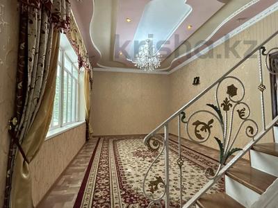 Жеке үй · 5 бөлме · 270 м² · 10 жүзд., Самал-3 ш/а. — Аль- фараби, бағасы: 42.5 млн ₸ в Шымкенте, Абайский р-н