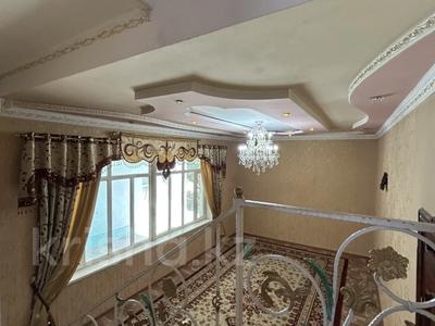 Жеке үй · 5 бөлме · 270 м² · 10 жүзд., Самал-3 ш/а. — Аль- фараби, бағасы: 40 млн ₸ в Шымкенте, Абайский р-н