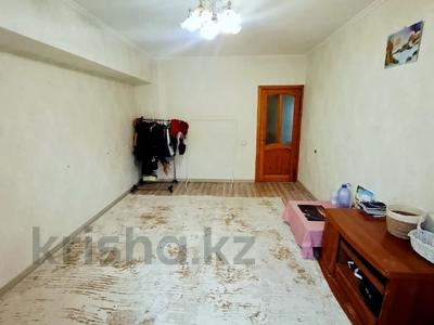 2-бөлмелі пәтер · 64 м² · 2/5 қабат, мкр Мамыр-1, бағасы: 41 млн ₸ в Алматы, Ауэзовский р-н