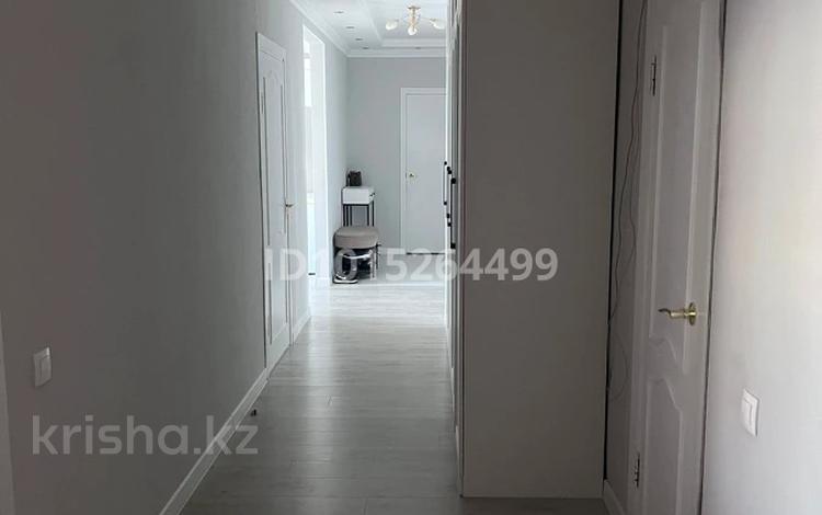 4-комнатная квартира · 123 м² · 5/9 этаж, Бараева 25 за 60 млн ₸ в Астане, р-н Байконур — фото 2