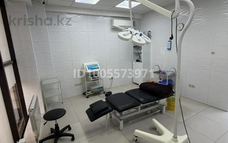 Медцентры и аптеки · 35 м² за 70 000 ₸ в Алматы, Бостандыкский р-н — фото 5