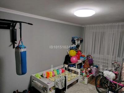 3-бөлмелі пәтер · 62 м² · 2/5 қабат, 6 мкр — Рынок, бағасы: 18 млн ₸ в Темиртау