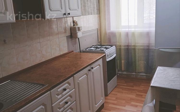 2-комнатная квартира, 48 м², 1/5 этаж помесячно, Ташенова 17 за 150 000 〒 в Астане, р-н Байконур — фото 3