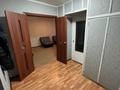 2-комнатная квартира, 40 м², 3 этаж посуточно, Казахстан 72 за 9 000 〒 в Усть-Каменогорске — фото 3