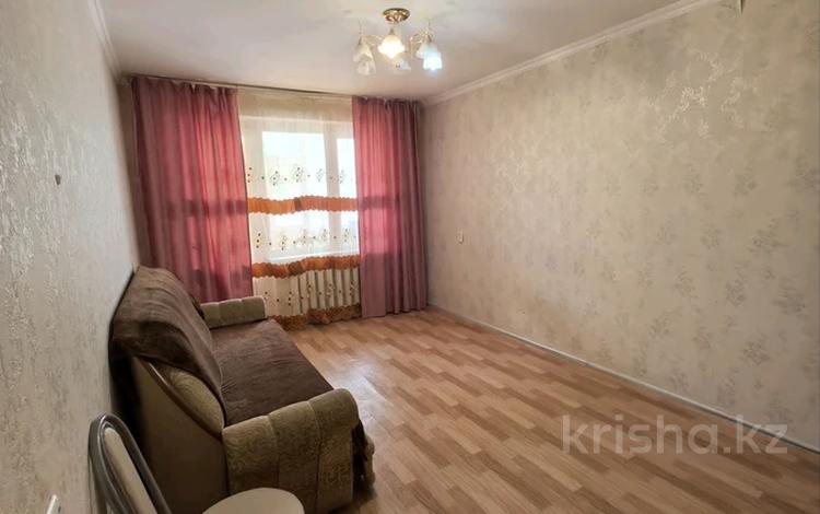2-комнатная квартира · 52 м² · 2/5 этаж, мкр 8 — Рынок Алтай за 120 000 ₸ в Актобе — фото 2