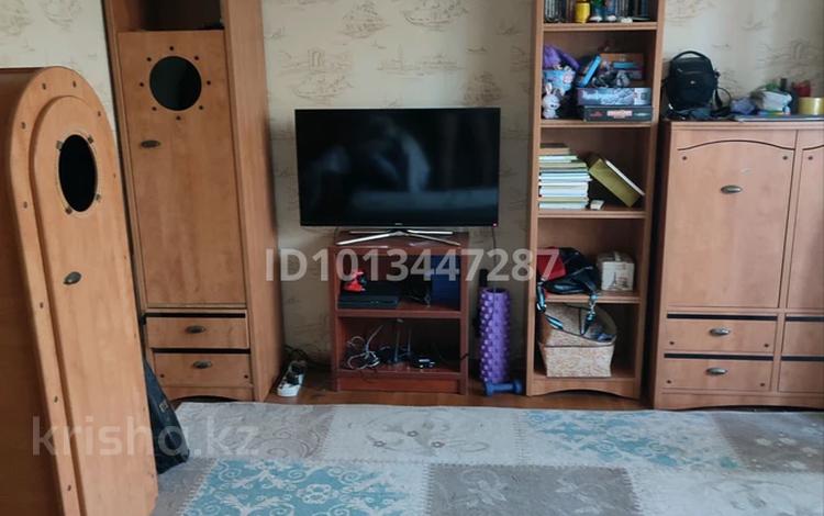 3-комнатная квартира · 68 м² · 3/9 этаж, мкр Юго-Восток, Мкр Юго-Восток, 30й микрорайон 33 за 200 000 ₸ в Караганде, Казыбек би р-н — фото 2