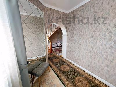 Отдельный дом · 6 комнат · 175 м² · 10 сот., мкр Самал-2, Нурылбеков балтабай көшесі 85 — Нурылбеков балтабай за 54.9 млн ₸ в Шымкенте, Абайский р-н