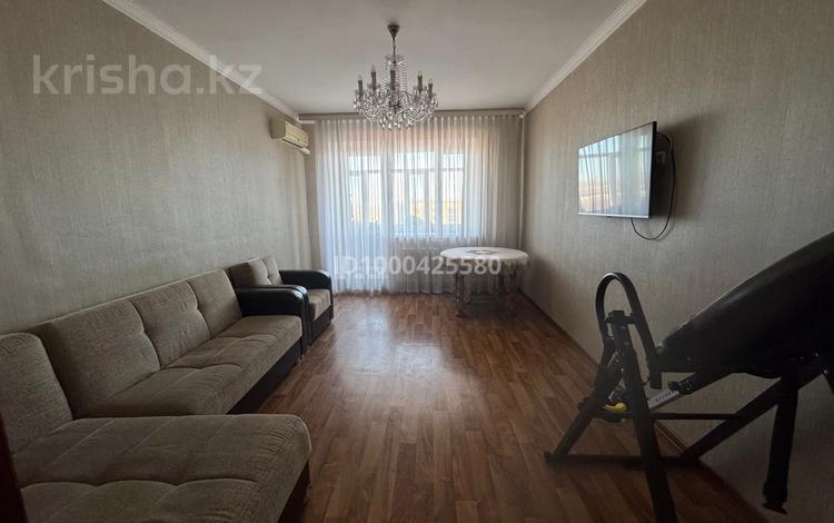3-комнатная квартира · 75 м² · 5/6 этаж, мкр Новый Город, Комиссарова 15 за 50 млн ₸ в Караганде, Казыбек би р-н — фото 2