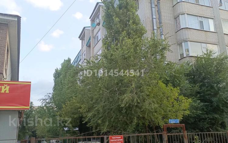2-комнатная квартира · 76 м² · 6/6 этаж, мкр Жилгородок, проспект Мира 5/1 за 21 млн ₸ в Актобе — фото 14