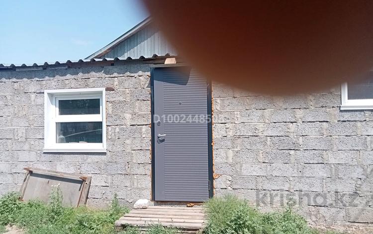 Часть дома · 3 комнаты · 52 м² · 4 сот., Всеволода Иванова 84 за 19 млн 〒 в Павлодаре — фото 2