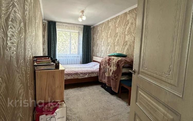 3-комнатная квартира · 58 м² · 5/5 этаж, 1 микрорайон 12 за 15.7 млн ₸ в Семее — фото 2