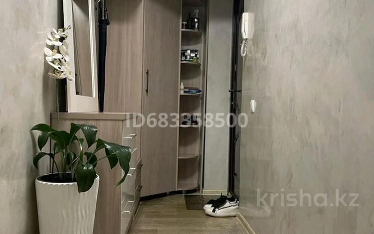 1-комнатная квартира, 33 м², 2/4 этаж, мкр №3 27 за 23.5 млн 〒 в Алматы, Ауэзовский р-н — фото 2
